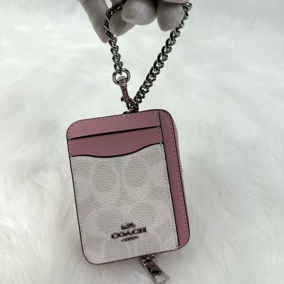 Coach Zip Card Case In Signature Canvas With Key Chain In Chalk/Carnation CW883 - Picture 1 of 3
